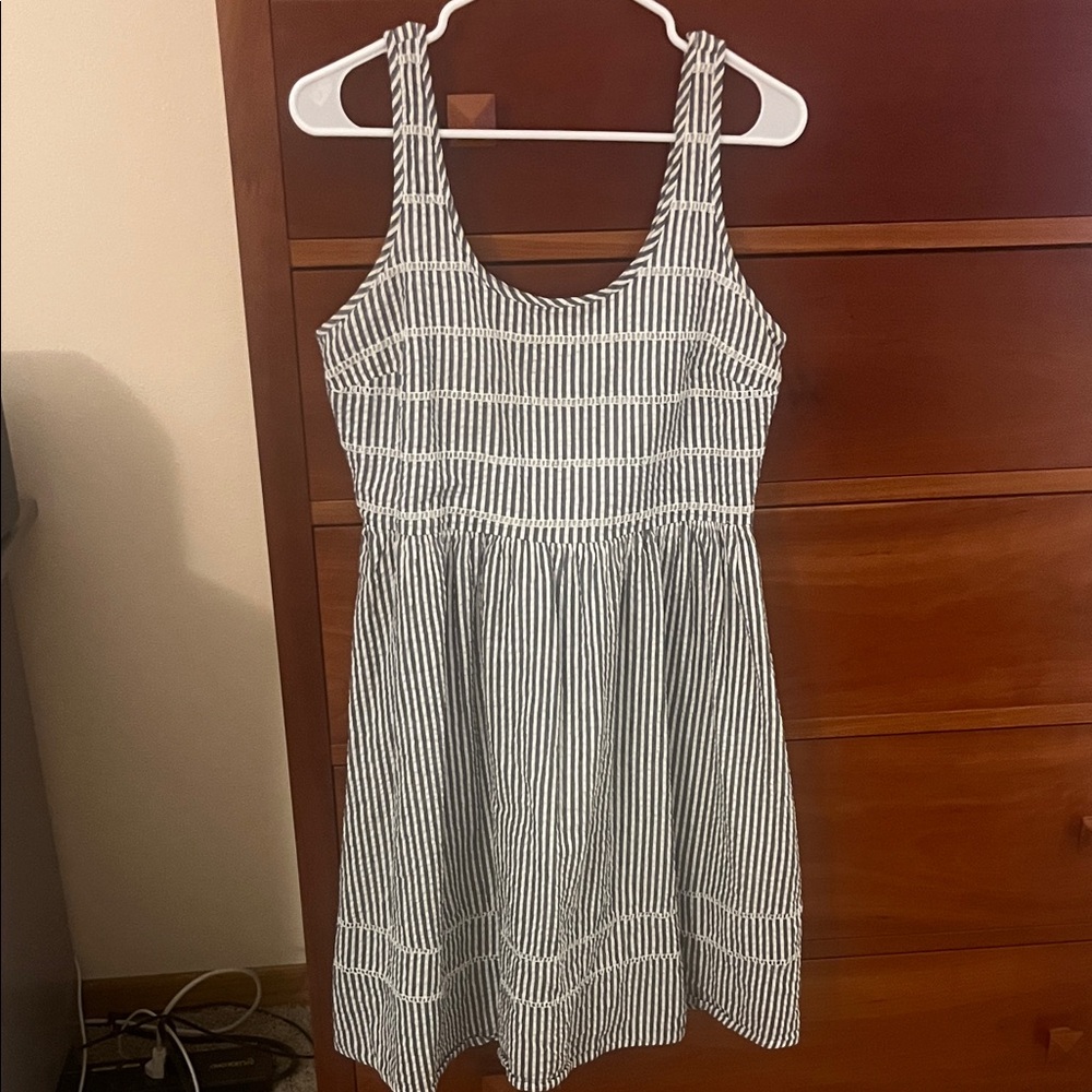 Old Navy Seersucker Mini Dress, Size Medium